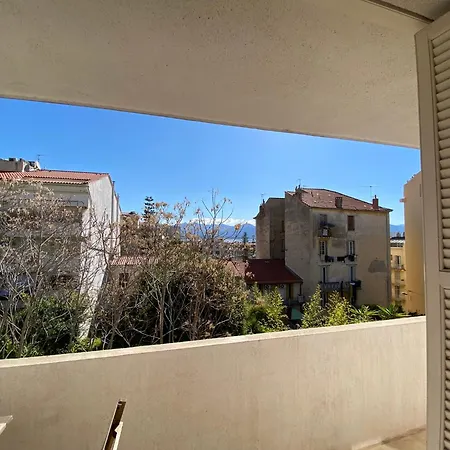 Les Oliviers T2 Ajaccio Centre *